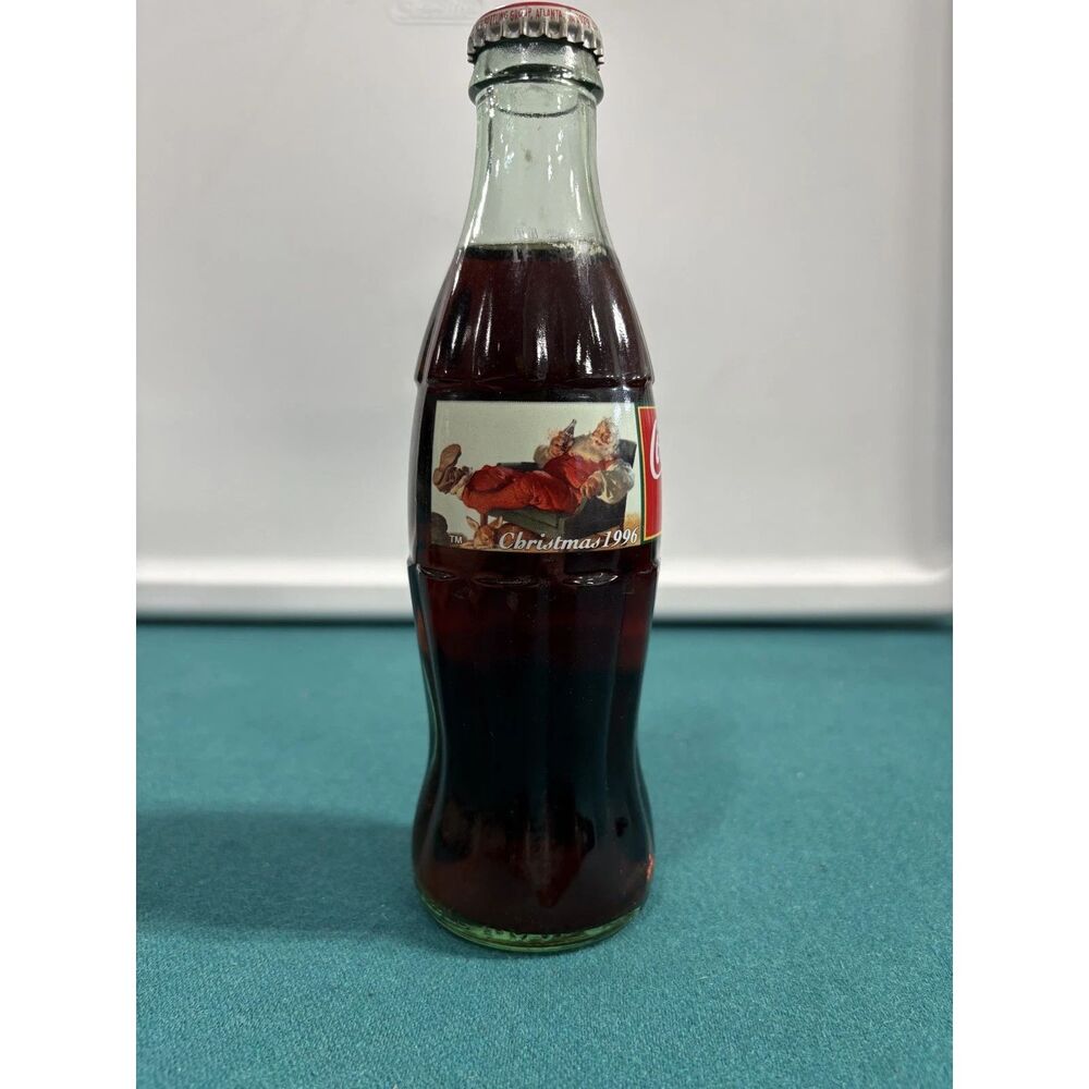 Coca Cola Coke Full 8oz Commemorative Bottle 1996 Christmas Santa